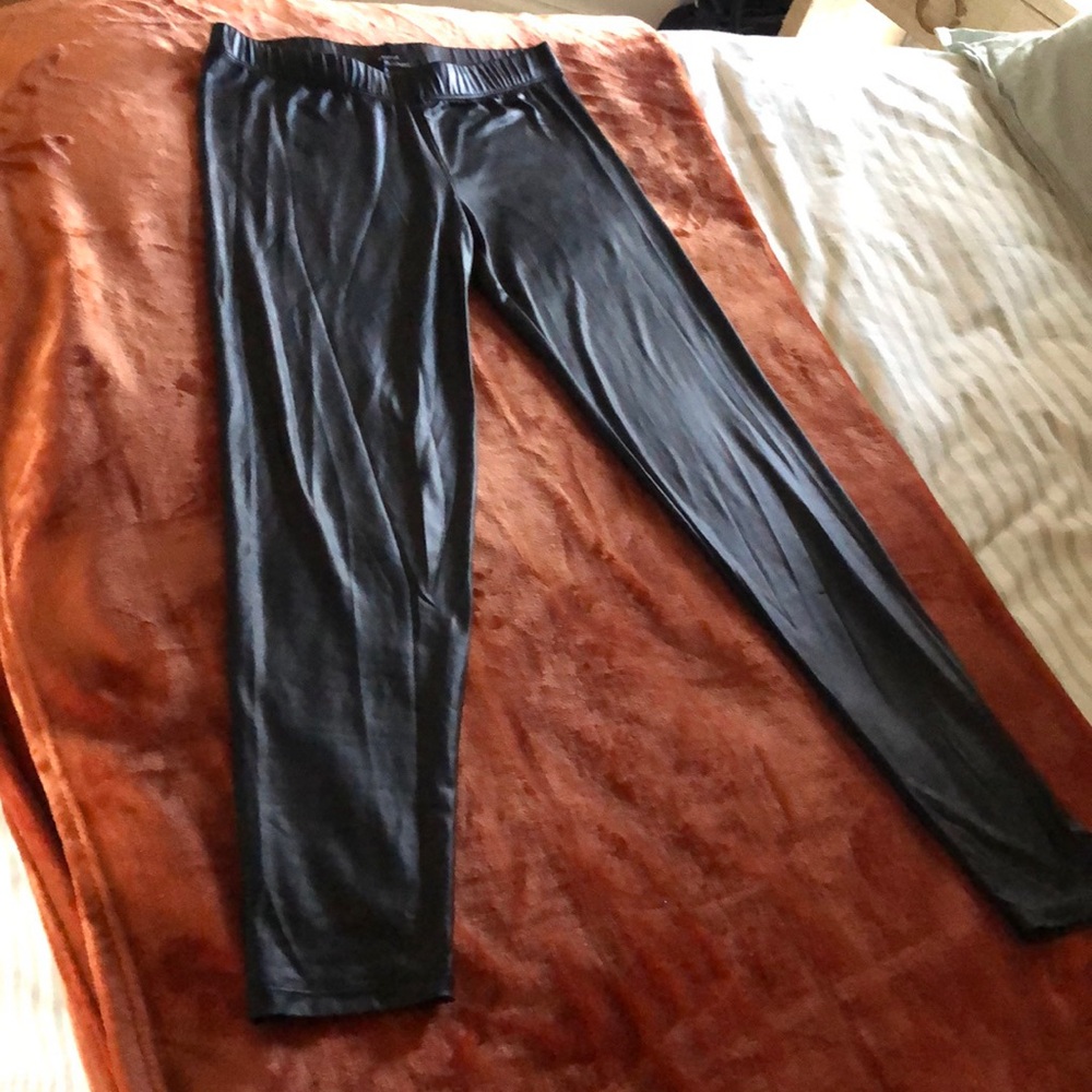 Leather elastic pants